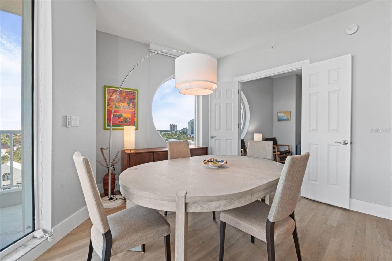 1771 Ringling Boulevard, Unit 707, Sarasota, FL 34236 Photo