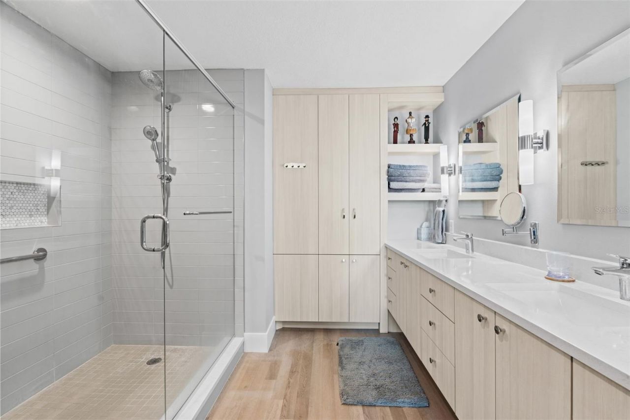 1771 Ringling Boulevard, Unit 707, Sarasota, FL 34236 Photo