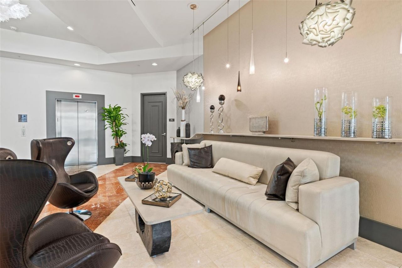 1771 Ringling Boulevard, Unit 707, Sarasota, FL 34236 Photo