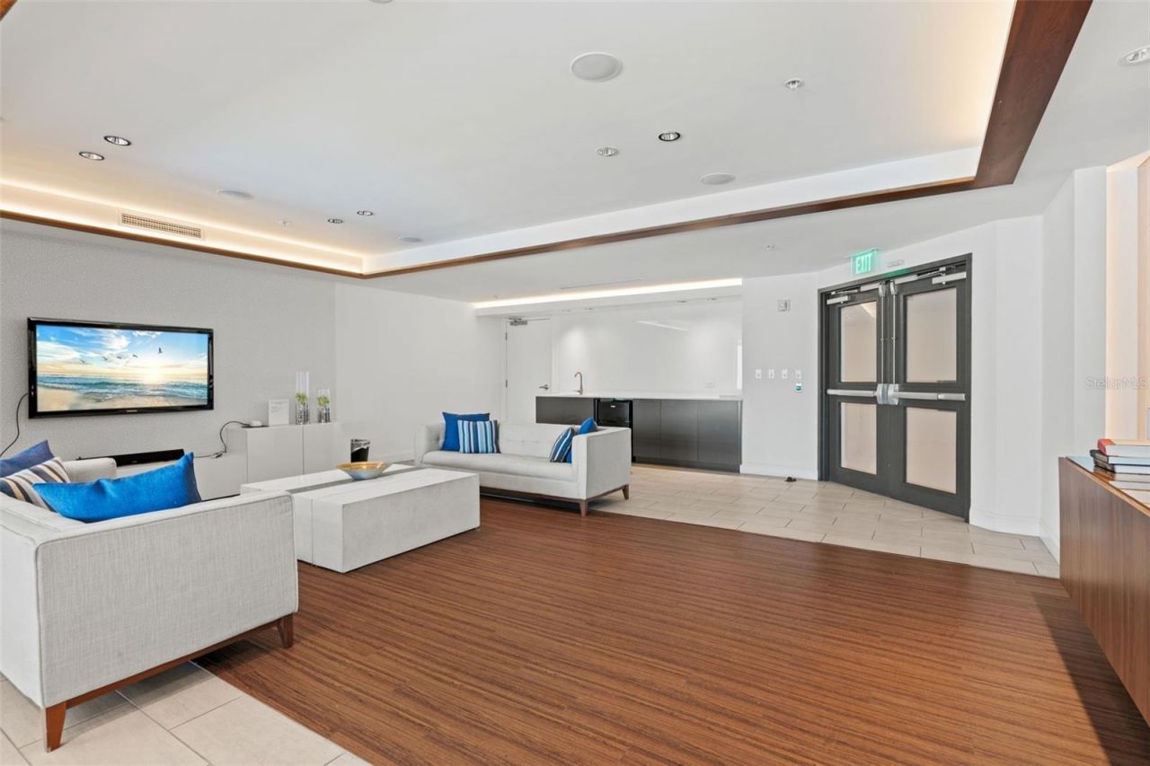 1771 Ringling Boulevard, Unit 707, Sarasota, FL 34236 Photo