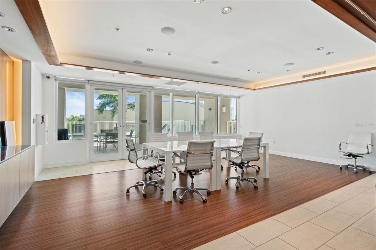 1771 Ringling Boulevard, Unit 707, Sarasota, FL 34236 Photo