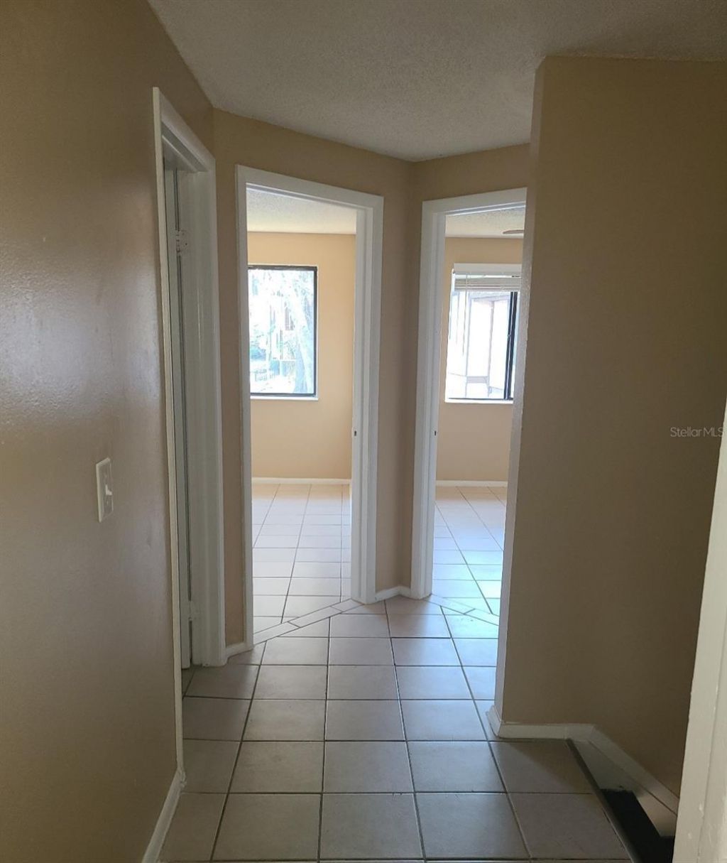 4910 Silver Oaks Village, Unit B, Orlando, FL 32808 Photo