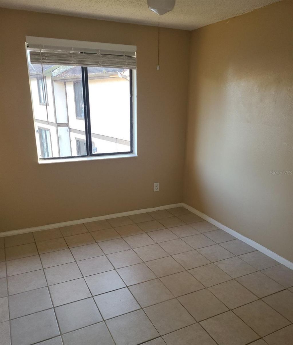 4910 Silver Oaks Village, Unit B, Orlando, FL 32808 Photo