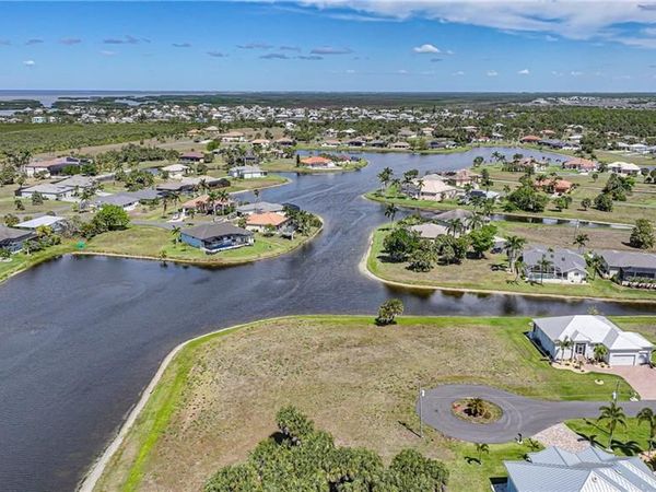 16395 Nogales CT, PUNTA GORDA, FL 33955