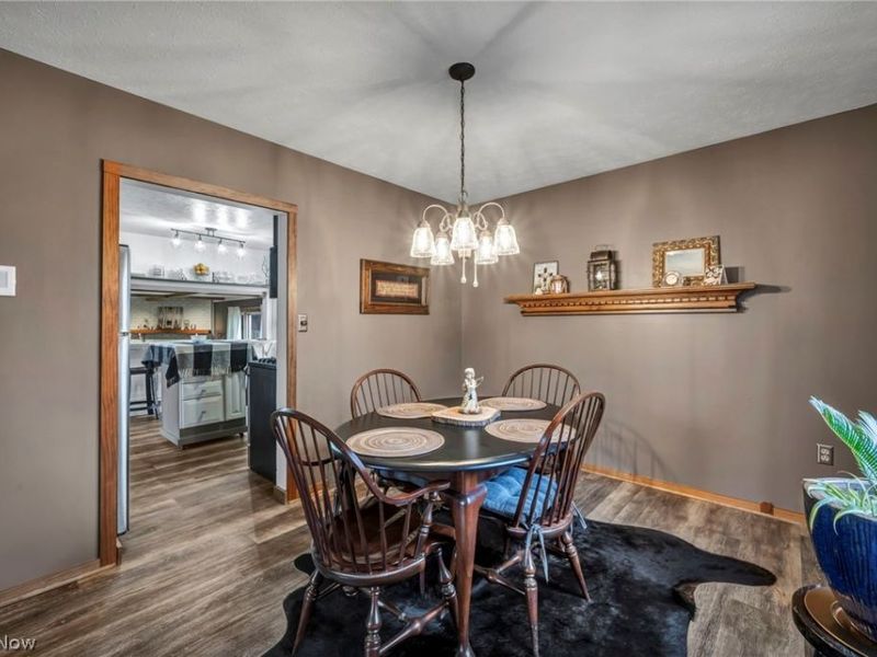 16524 Timberline Drive, Strongsville, OH 44136 Photo 6