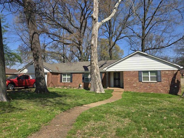 4742 ROLLING MEADOWS DR, Memphis, TN 38128