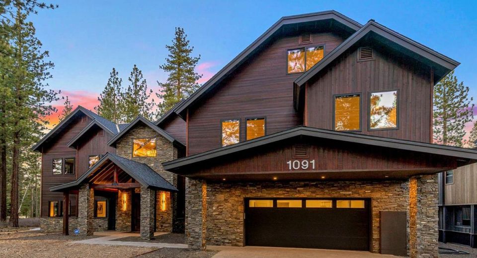 1091 Johnson Boulevard, South Lake Tahoe, CA 96150 Photo