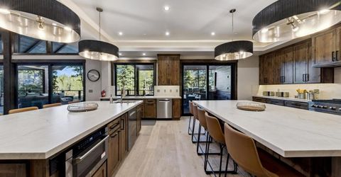 1091 Johnson Boulevard, South Lake Tahoe, CA 96150 Photo