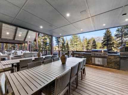 1091 Johnson Boulevard, South Lake Tahoe, CA 96150 Photo