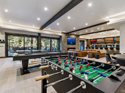 1091 Johnson Boulevard, South Lake Tahoe, CA 96150 Photo