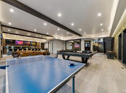 1091 Johnson Boulevard, South Lake Tahoe, CA 96150 Photo