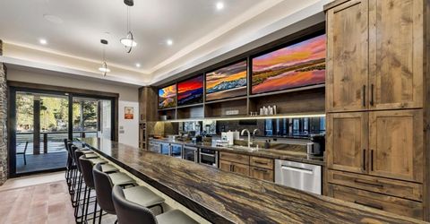 1091 Johnson Boulevard, South Lake Tahoe, CA 96150 Photo