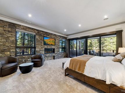 1091 Johnson Boulevard, South Lake Tahoe, CA 96150 Photo