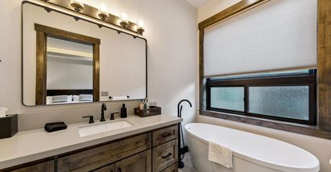 1091 Johnson Boulevard, South Lake Tahoe, CA 96150 Photo