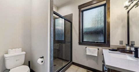 1091 Johnson Boulevard, South Lake Tahoe, CA 96150 Photo