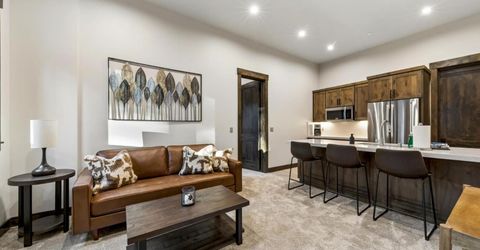 1091 Johnson Boulevard, South Lake Tahoe, CA 96150 Photo