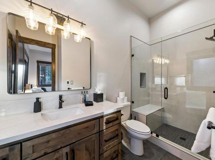 1091 Johnson Boulevard, South Lake Tahoe, CA 96150 Photo