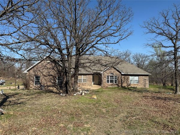 5889 417th Avenue , Jennings, OK 74038