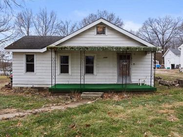 2307 Middletown Eaton Road, Middletown, OH 45042