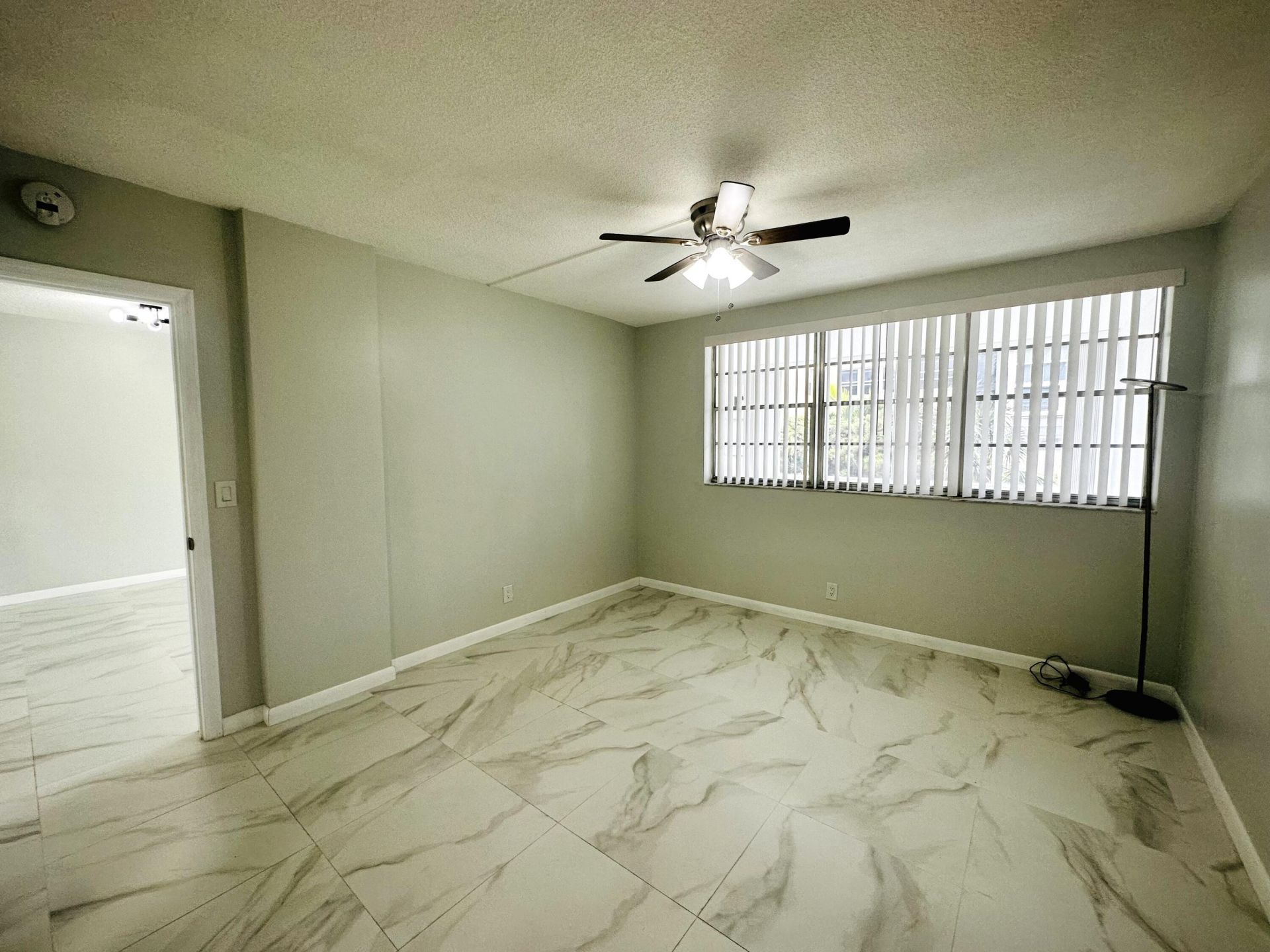 1333 E Hallandale Beach Boulevard, Unit 302, Hallandale Beach, FL 33009 Photo