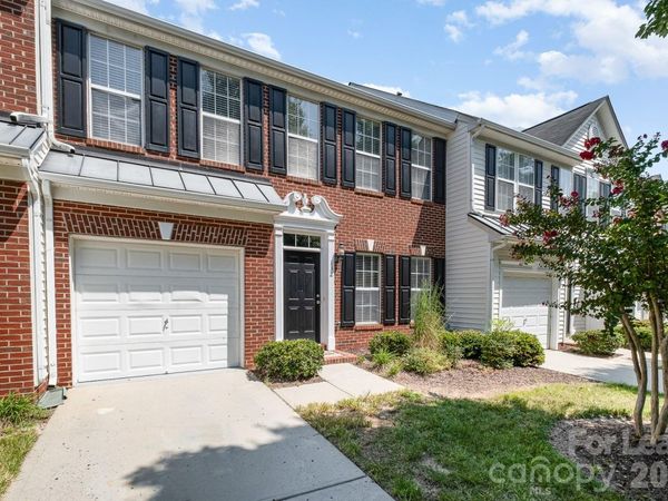 132 S Arcadian Way, Mooresville, NC 28117