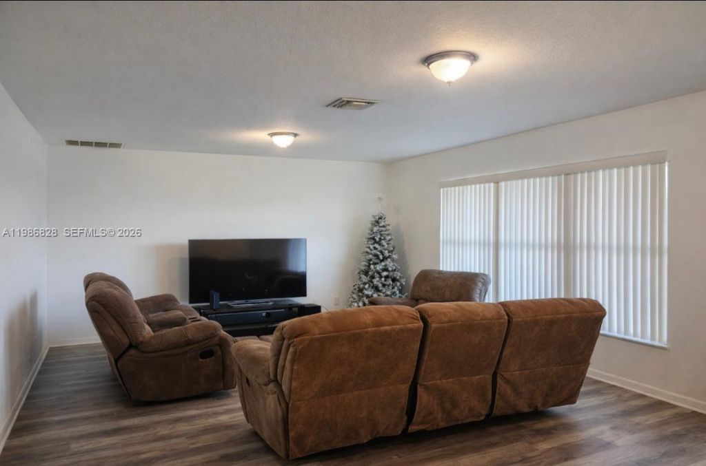 506 Corinne Dr, Unit 506, Lehigh Acres, FL 33936 Photo