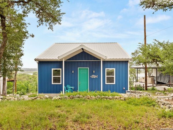 2135 Lakeview, Canyon Lake, TX 78133