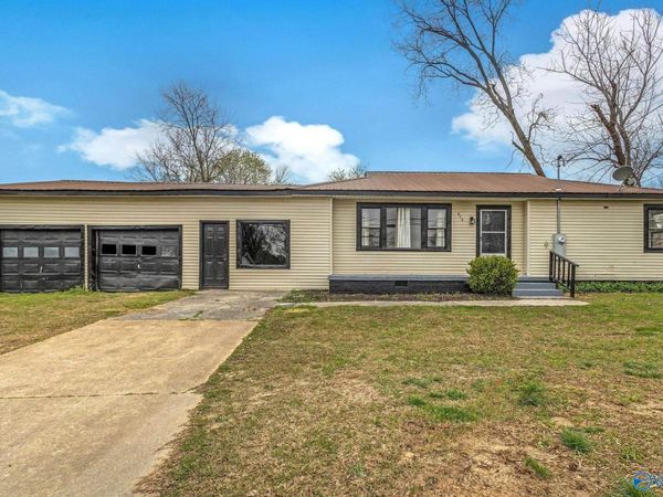 617 College Avenue, Boaz, AL 35957