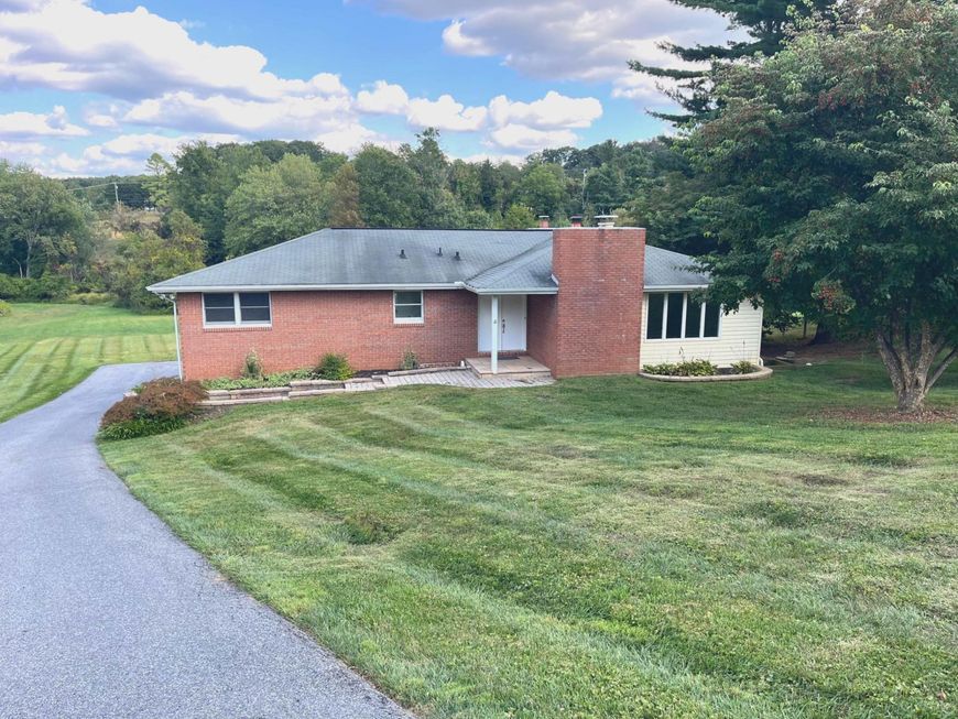 1659 Saint Paul Street, Hampstead, MD 21074 Main Photo