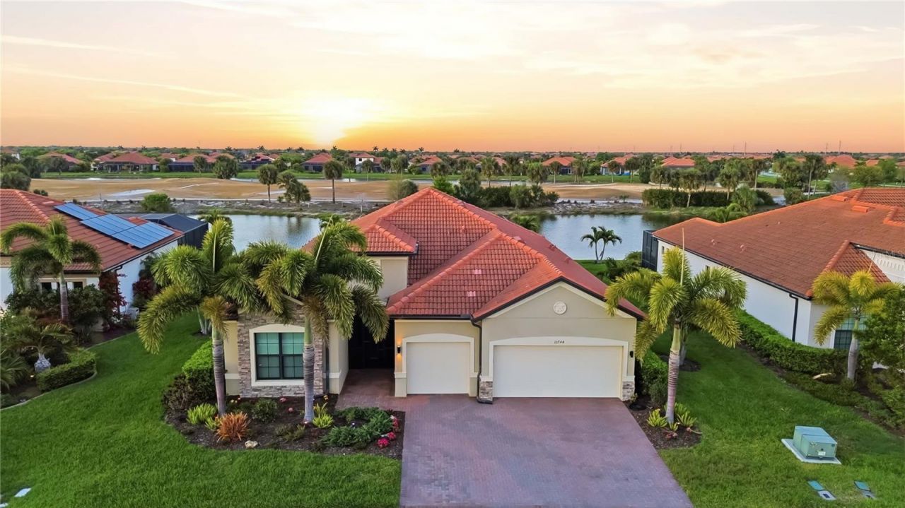 10744 Tarflower Drive, Venice, FL 34293 Photo