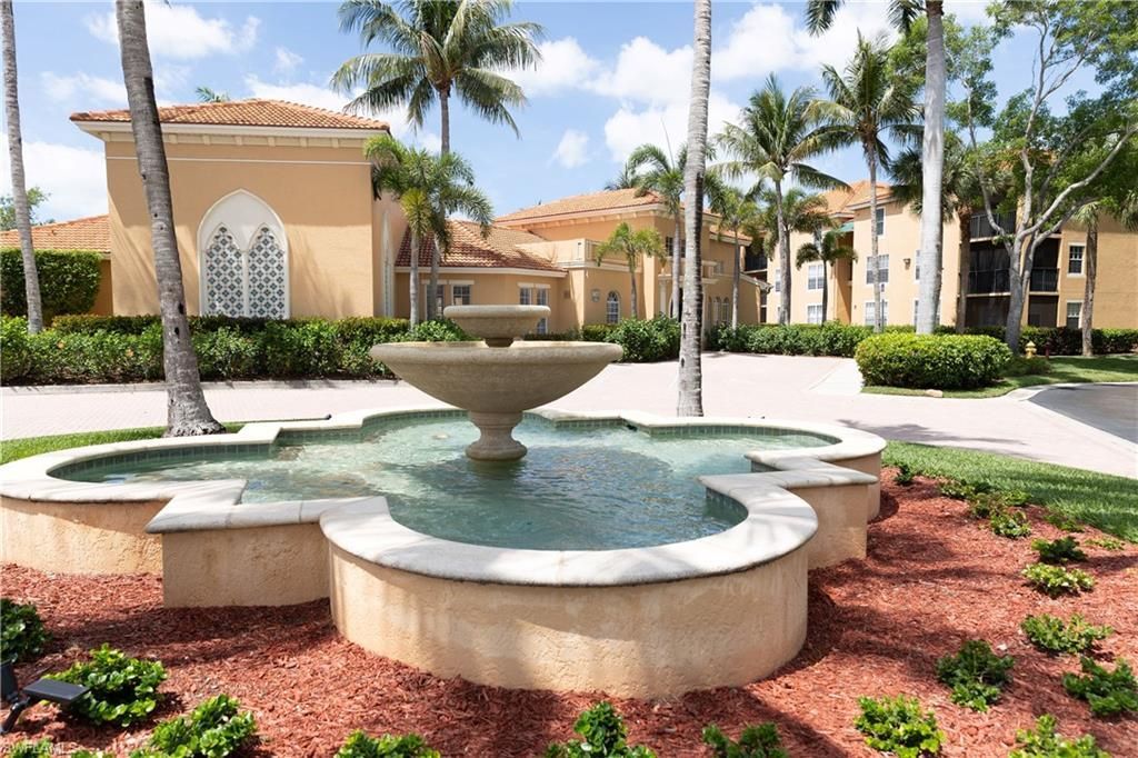 8754 River Homes Ln, Unit 8207, Bonita Springs, FL 34135 Photo