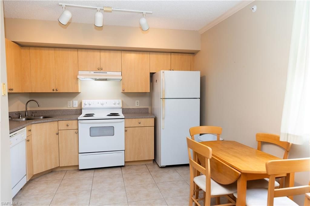 8754 River Homes Ln, Unit 8207, Bonita Springs, FL 34135 Photo