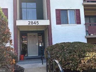 2845 WINDSOR DRIVE, Unit 302, FALLS CHURCH, VA 22042
