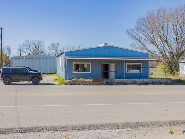 6933 San Marcos Highway , Prairie Lea, TX 78661