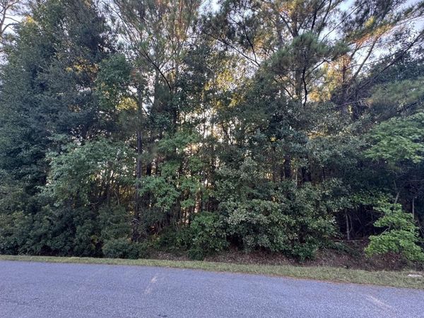 9079 Iris Street, Bay Saint Louis, MS 39520