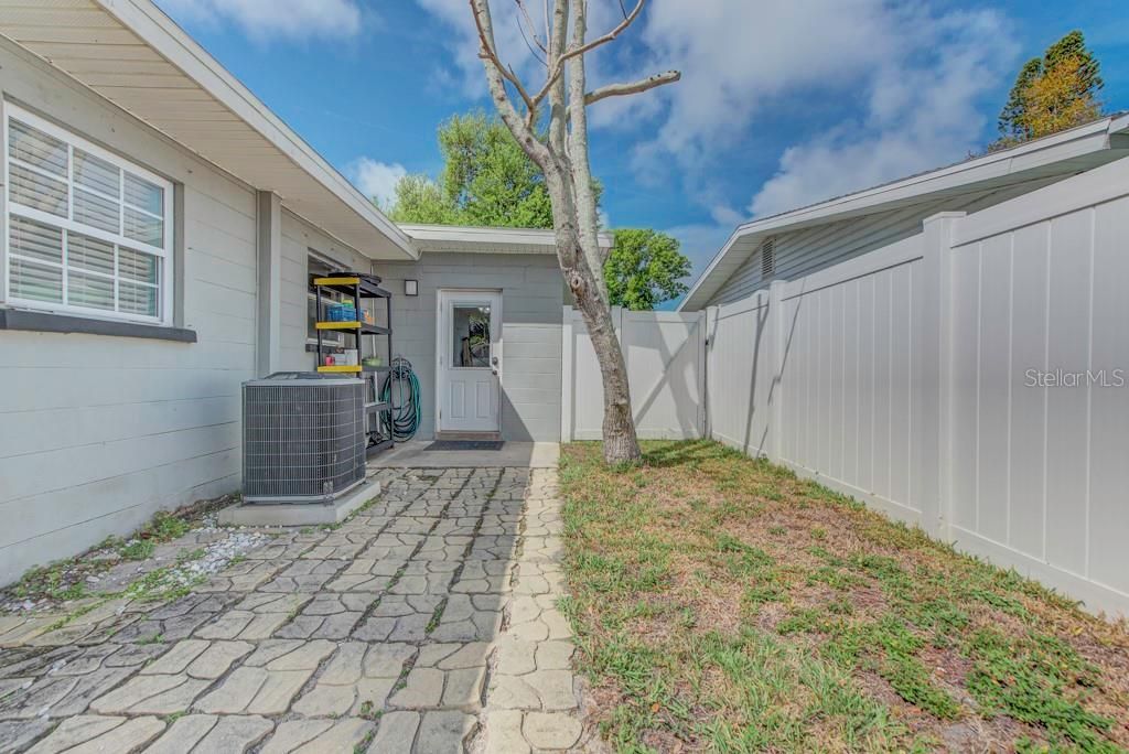 1202 26th Avenue W, Palmetto, FL 34221 Photo