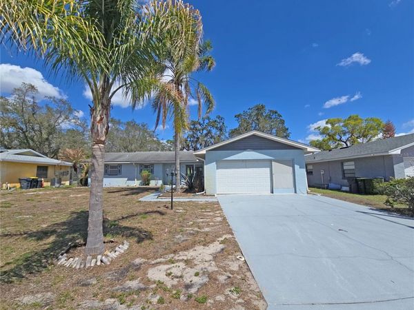 2 PINE RUN , HAINES CITY, FL 33844