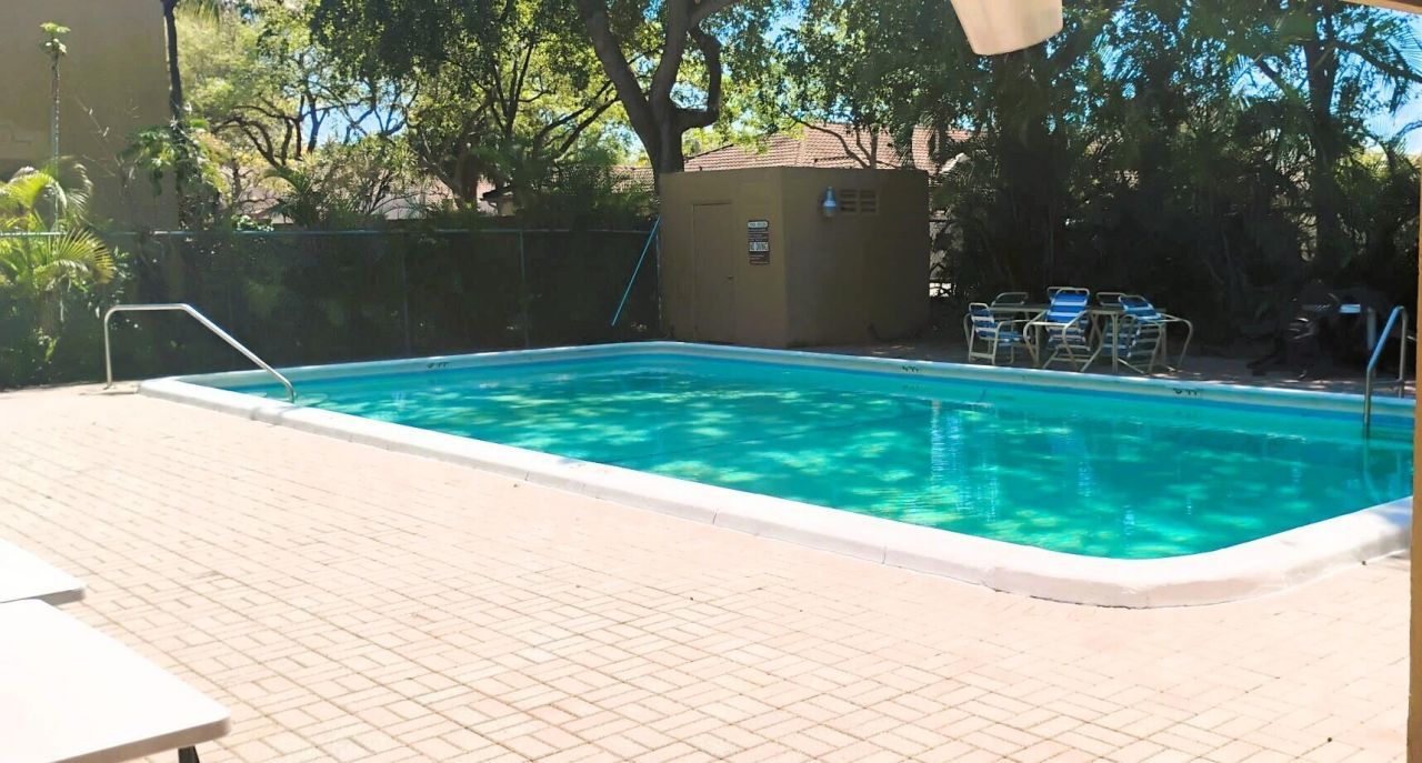 3156 N Pine Island Road, Unit 908, Sunrise, FL 33351 Photo