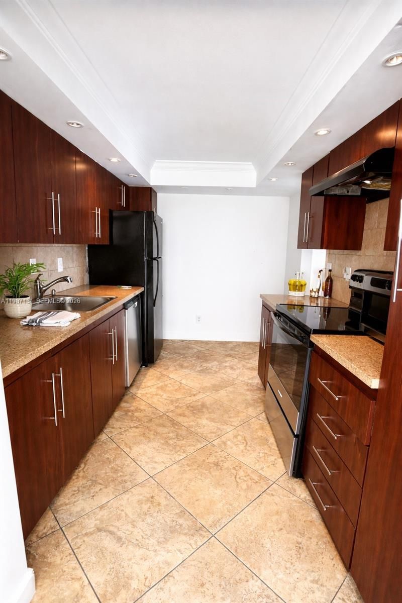 2401 S Ocean Dr, Unit 701, Hollywood, FL 33019 Photo