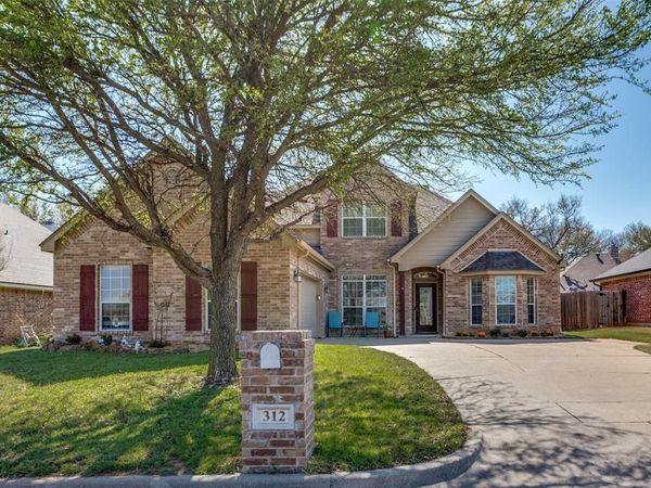 312 Howard Way Drive, Aledo, TX 76008