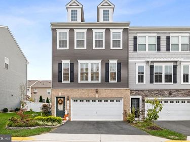 10572 WATERBURY WOODS WAY, MANASSAS, VA 20112