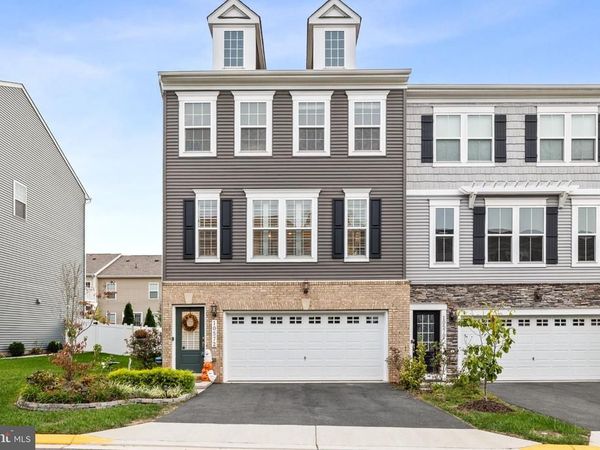 10572 WATERBURY WOODS WAY, MANASSAS, VA 20112