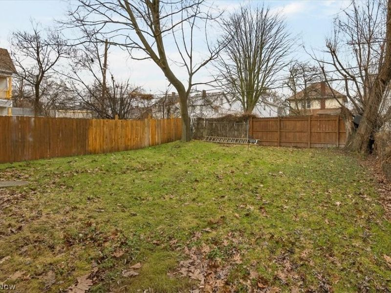3381 E 135th Street , Cleveland, OH 44120 Photo 15