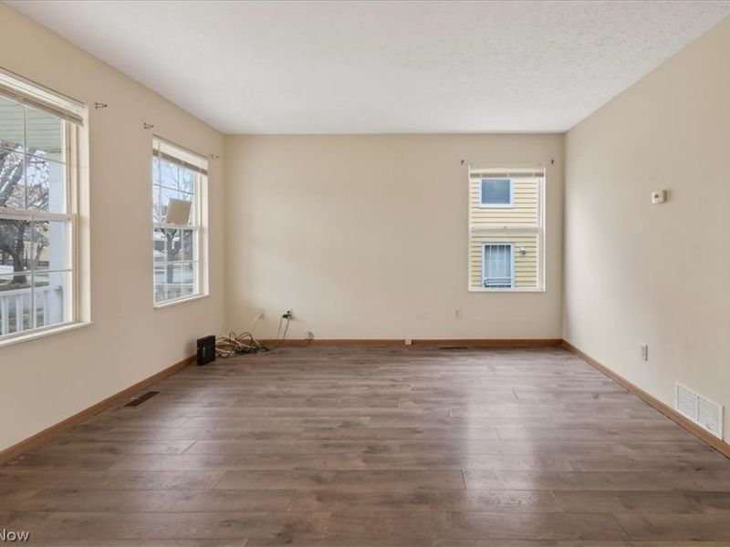 3381 E 135th Street , Cleveland, OH 44120 Photo 4