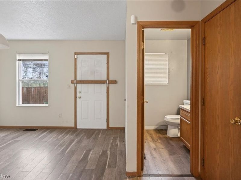 3381 E 135th Street , Cleveland, OH 44120 Photo 7