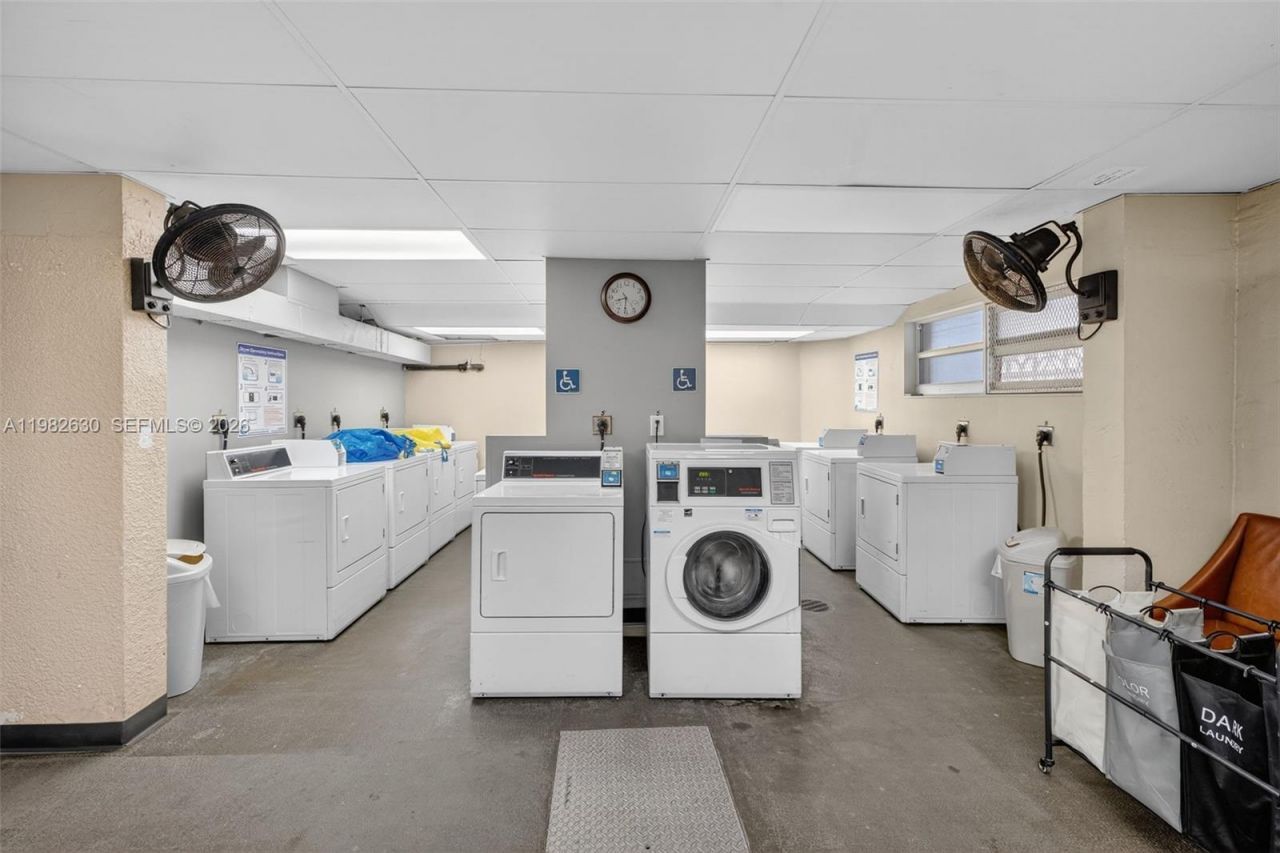 121 Golden Isles Dr , Unit 205, Hallandale Beach, FL 33009 Photo