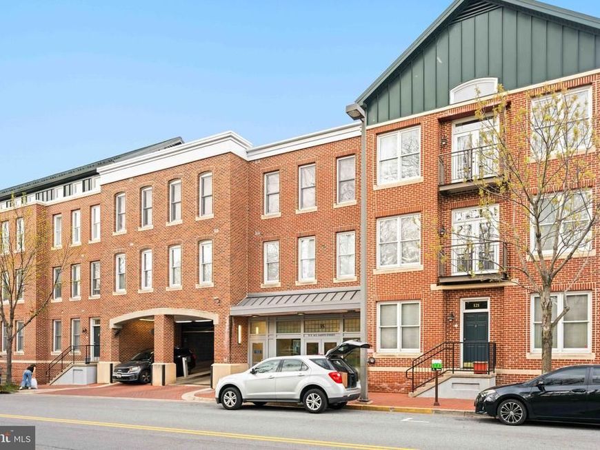35 E All Saints Street, Unit 201, Frederick, MD 21701 Main Photo