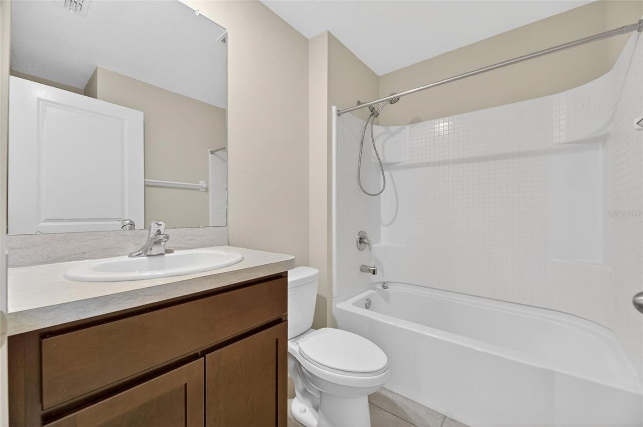 1324 Ocean Spray Drive , Ruskin, FL 33570 Photo