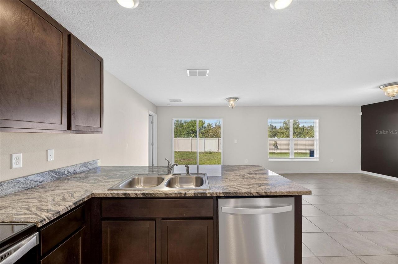 1324 Ocean Spray Drive , Ruskin, FL 33570 Photo