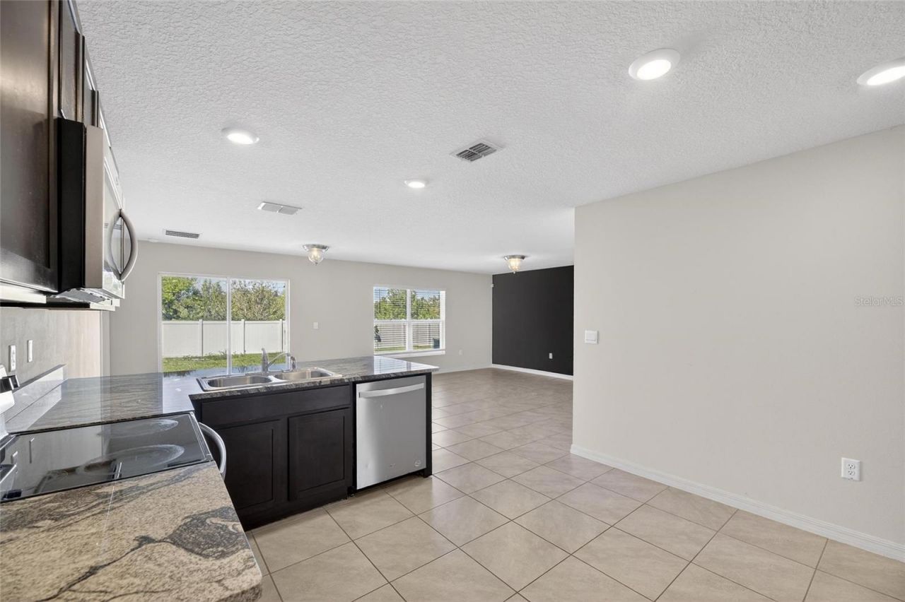 1324 Ocean Spray Drive , Ruskin, FL 33570 Photo